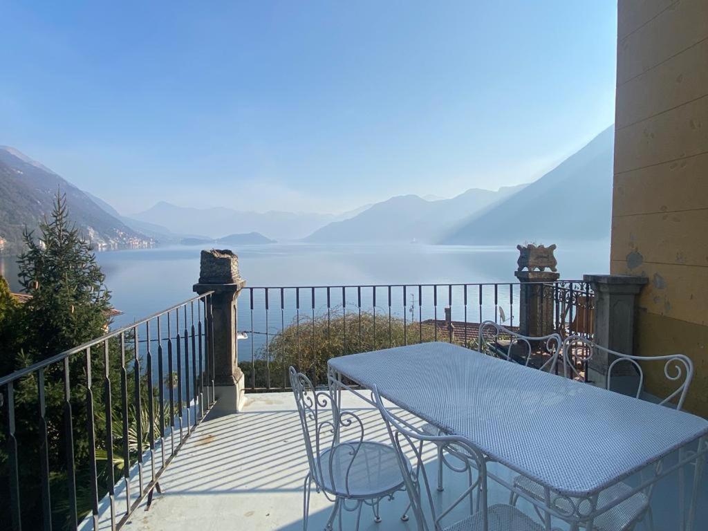 The Comfort - Big Apartment In Villa With Garden And Terrace Argegno Eksteriør billede
